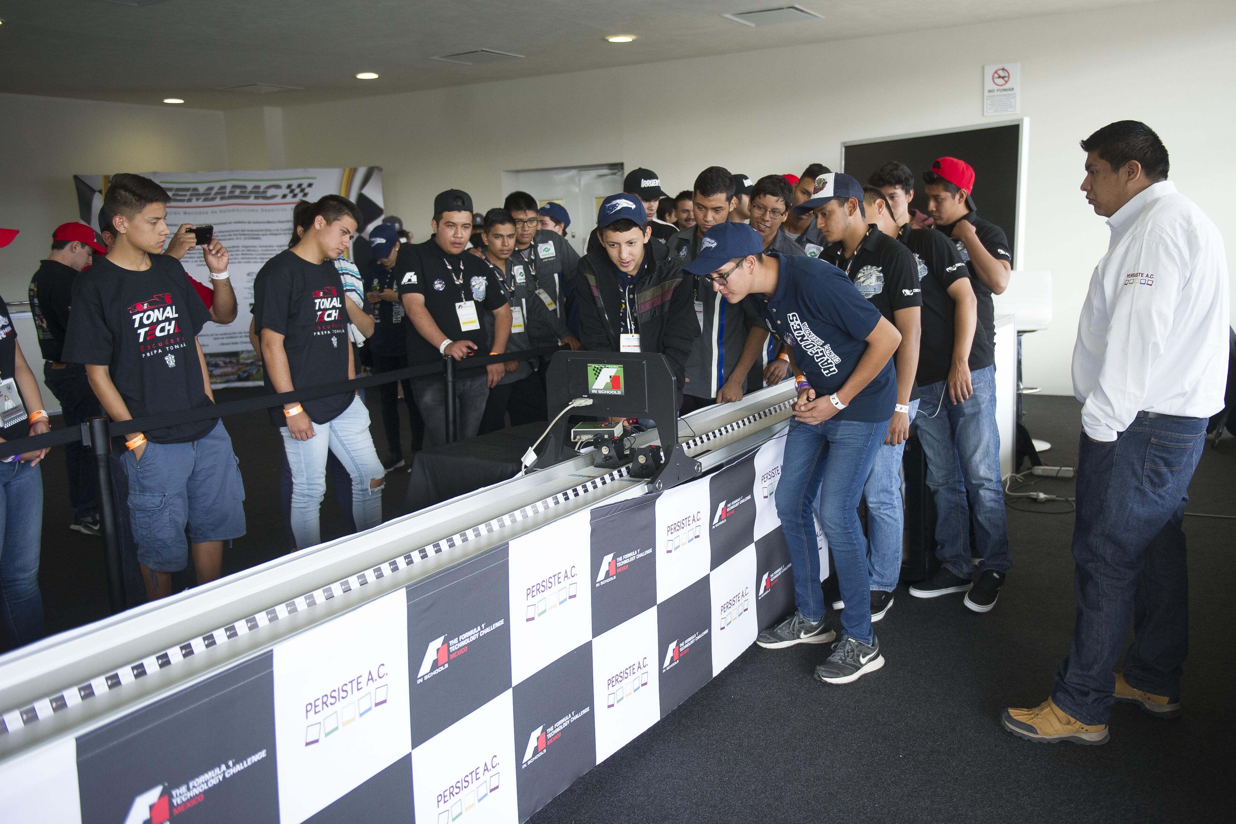 El FORMULA 1 GRAN PREMIO DE MÉXICOTM y Fundación Persiste A.C. continúan promoviendo el talento nacional en la Final Nacional de F1 in SchoolsTM, en el Autódromo Hermanos Rodríguez