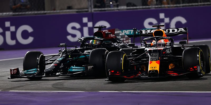 Hamilton gana en Yeda e iguala a Verstappen en el campeonato